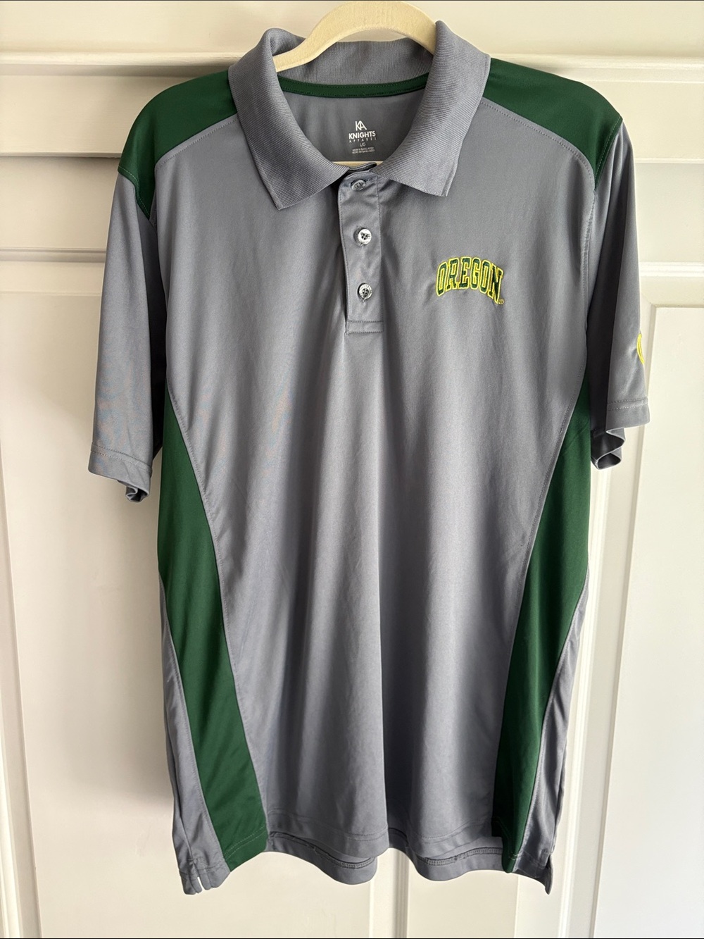 UO Ducks Apparel Grey and Green Oregon Polo